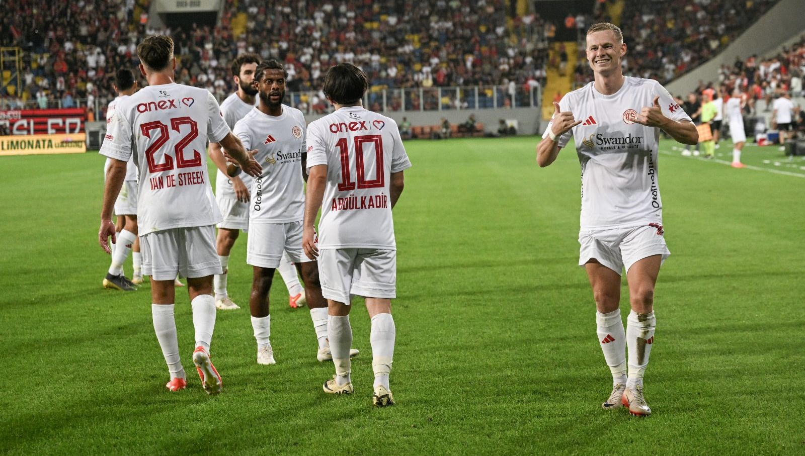 antalyaspor fenerbahce deplasmanina cikacak LEg2VfKD