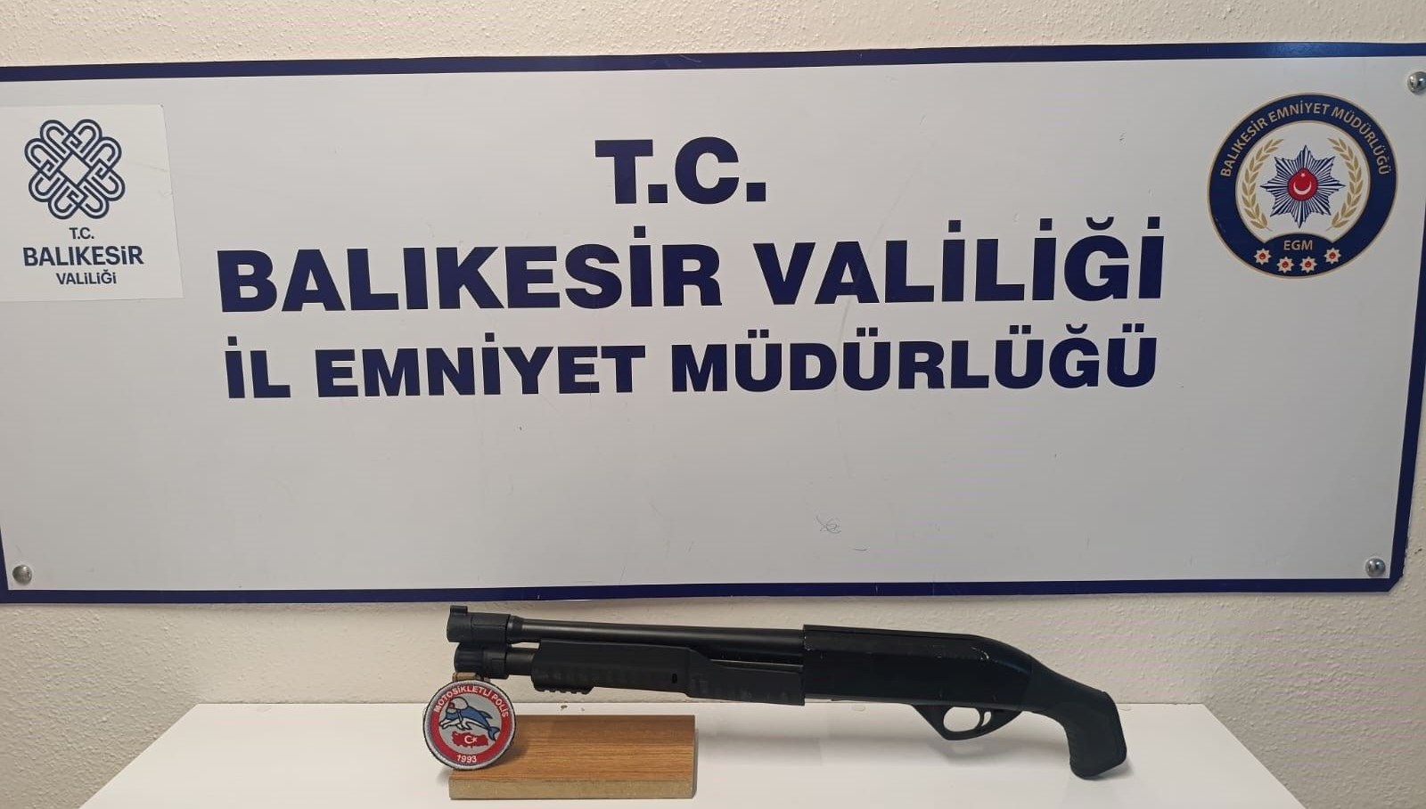 balikesir polisinden sok asayis ve trafik operasyonu BJn5kHMd