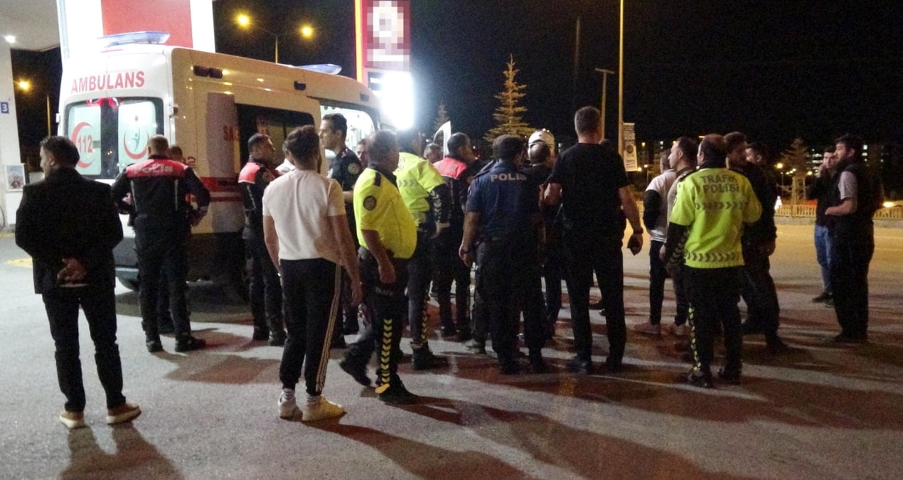 bicaklarla saldirdilar iki aile altin parasi icin birbirine girdi T99TJV3s