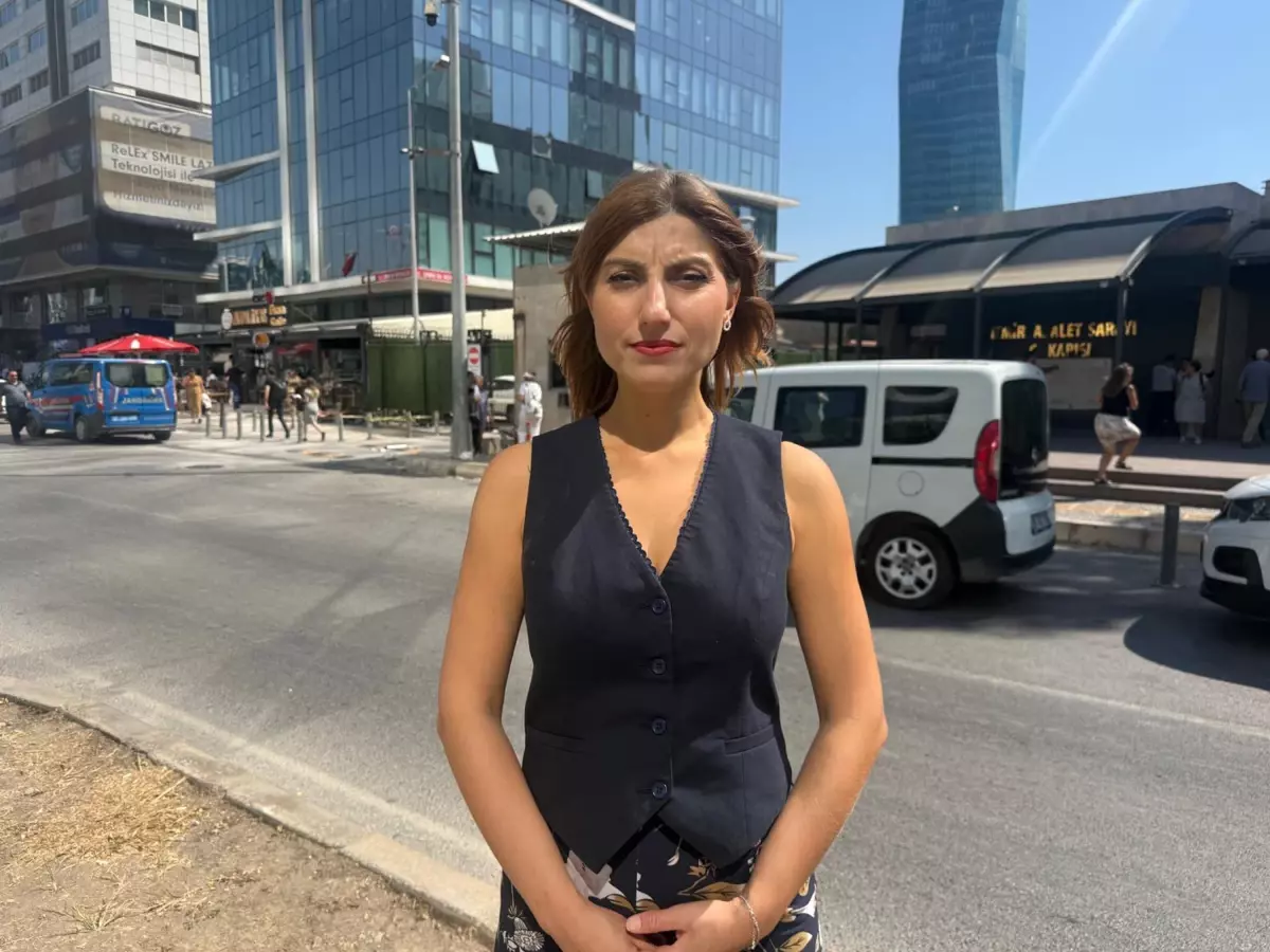 izmirde bosanma davasinda siddet olayi Qn6Tifsf