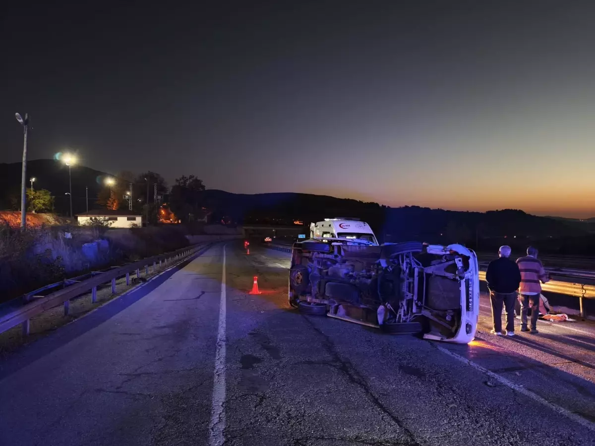 samsunda minibus kazasi 9 yarali c4y7qpwB