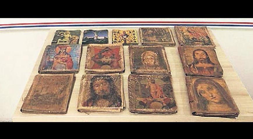 tarihi el yazmalari aractan cikti C9RNbg6H.jpg