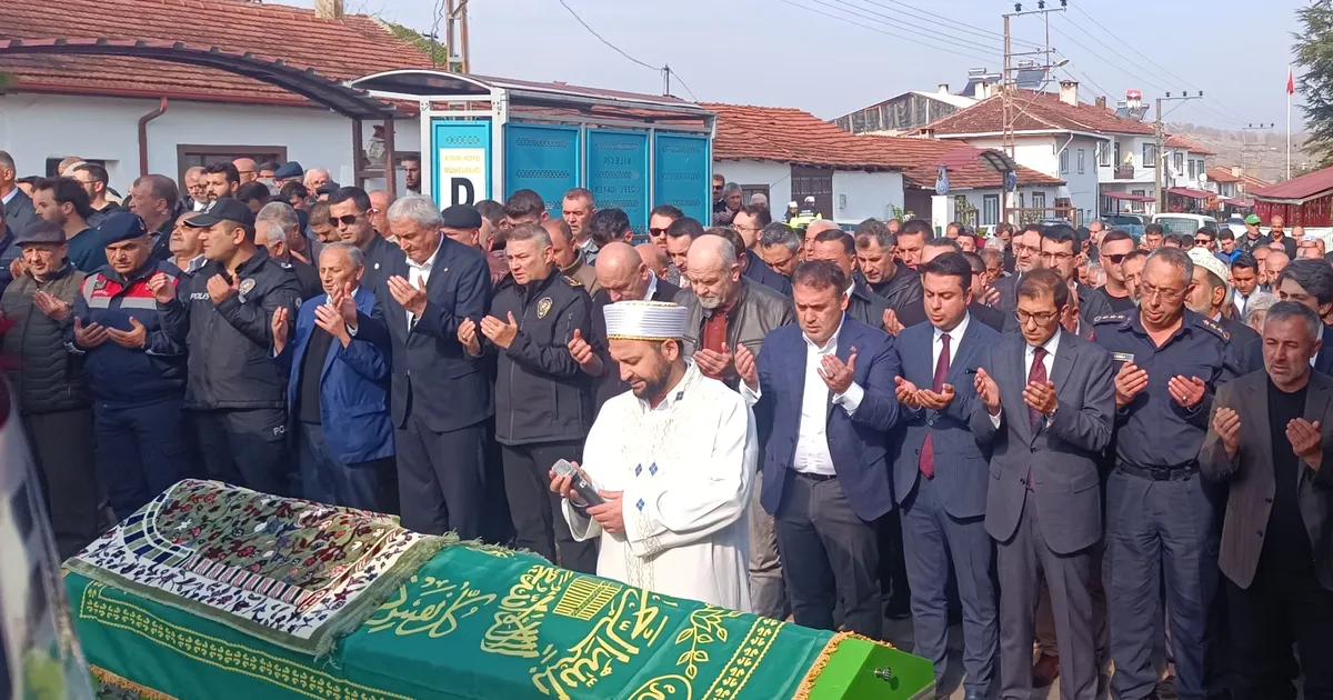 kinikin efsane comlek ustasi salim yasara son veda kLhzb7qN.webp