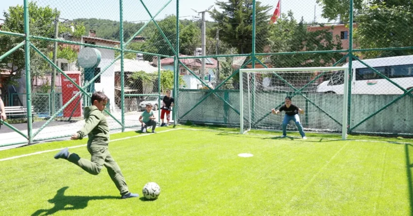 Bursa osmangazide bir hali saha hizmeti daha 44gh5cFY